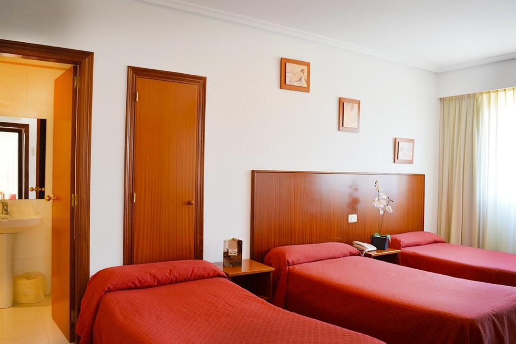Hotel Os Caracoles Pereiro de Aguiar Ngoại thất bức ảnh
