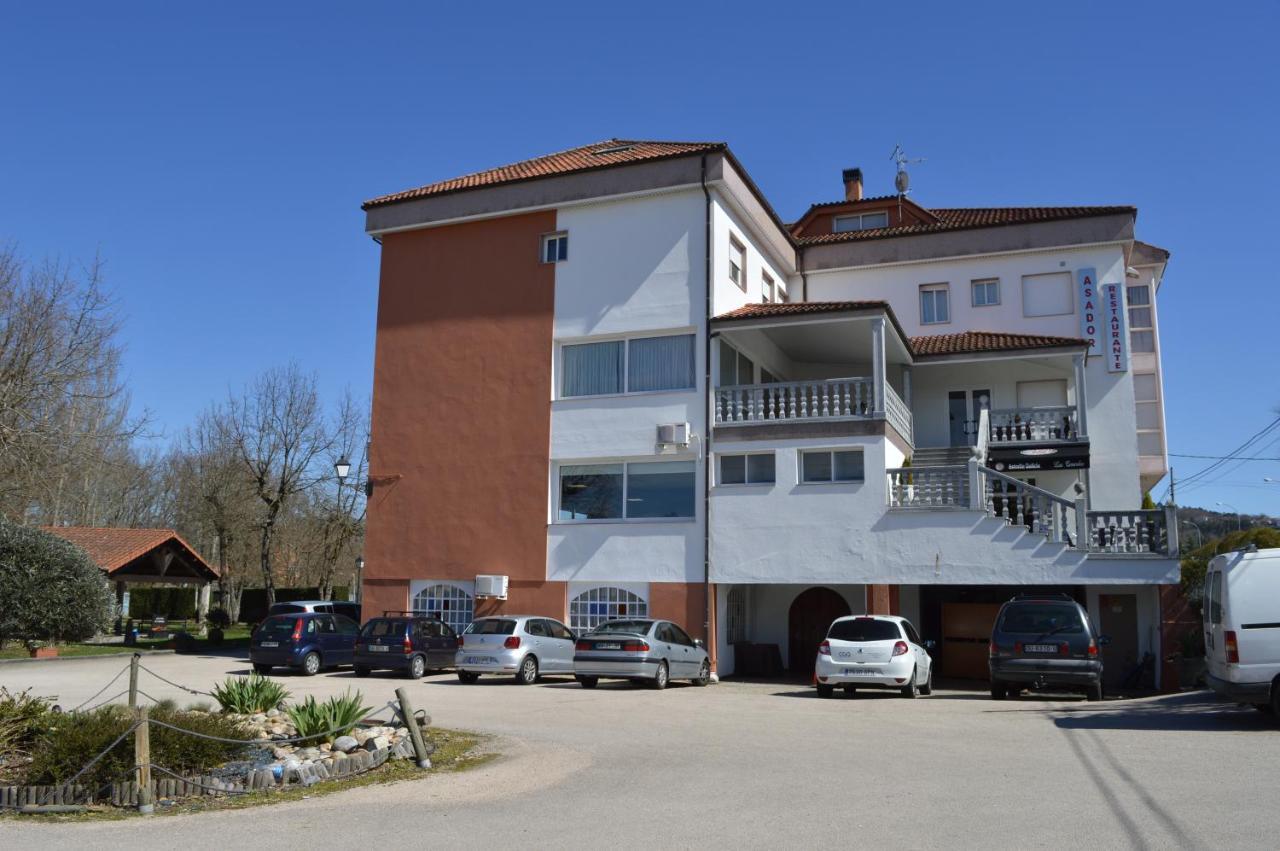 Hotel Os Caracoles Pereiro de Aguiar Ngoại thất bức ảnh